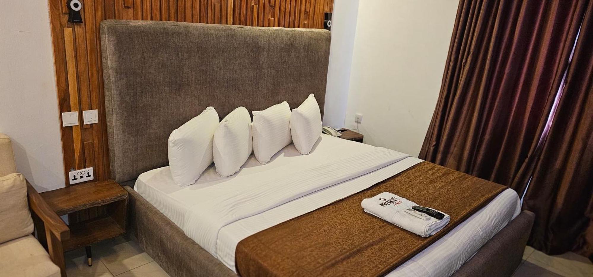 Presken Hotels Ikoyi Lagos Exterior foto